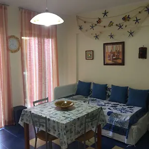 Appartamento Sant'alessio SantʼAlessio Siculo